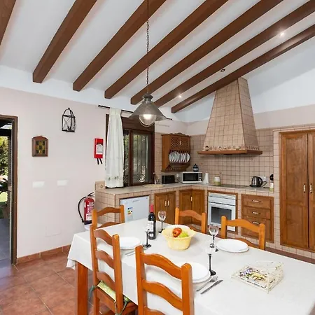 Villa In Big Garden Fantastic Pool Nerja